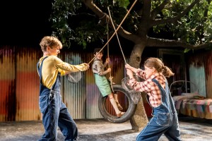 Mocking Bird 2 Harry Bennett (Jem), Leo Heller (Dill), Jemima Bennett (Scout). Photo Johan Persson