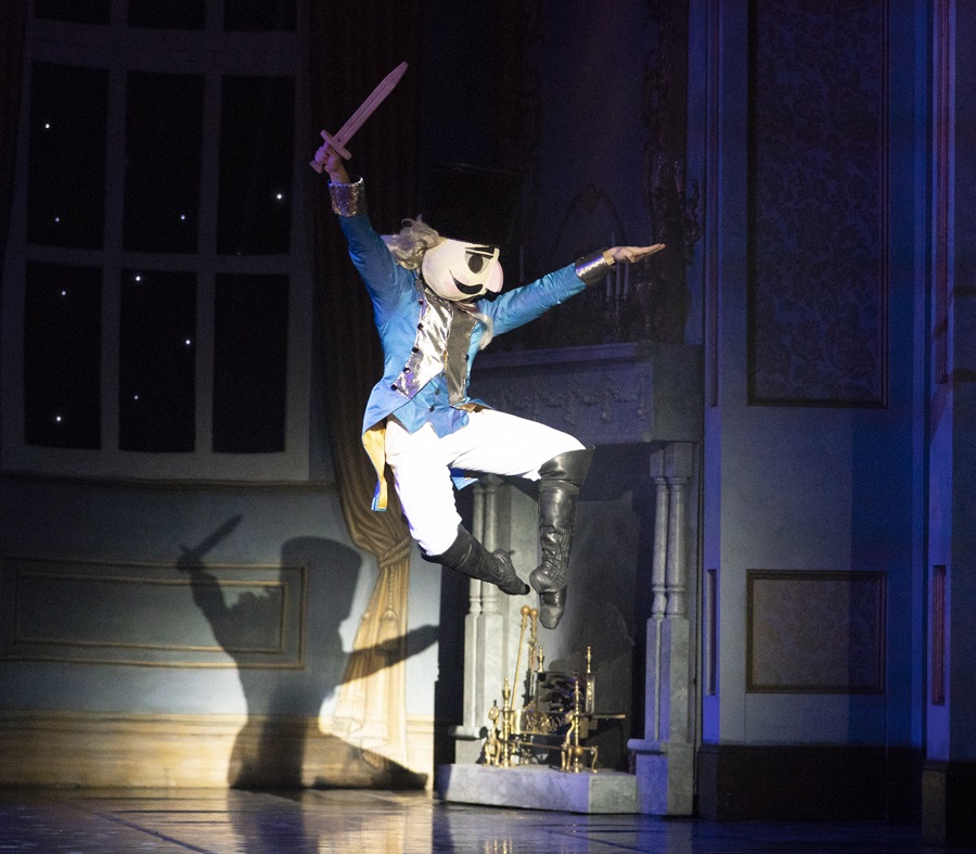 Nutcracker 5 Ashley Dixon as the Nutcracker in The Nutcracker. Photo Emma Kauldhar (2)