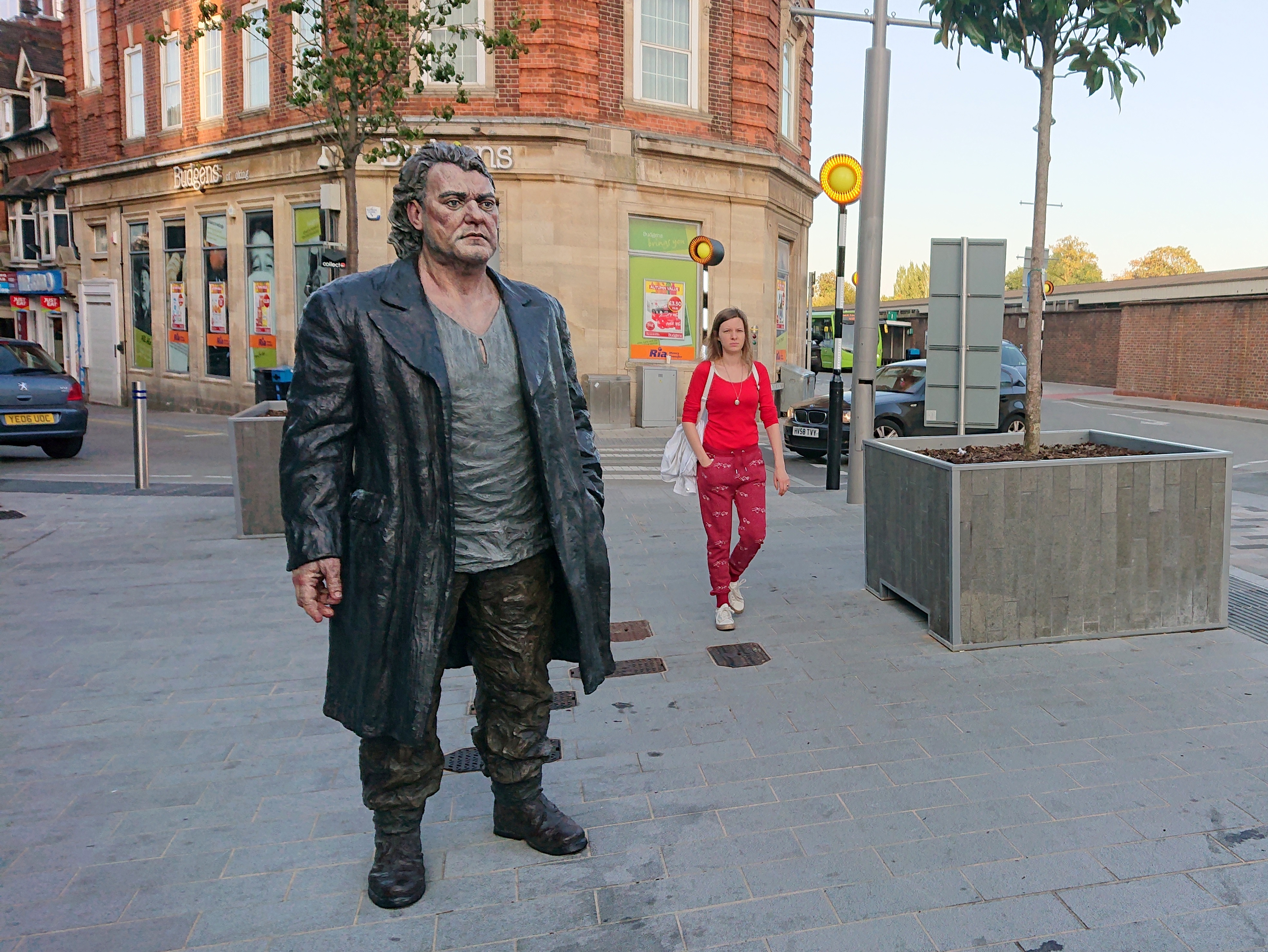 Greg Freeman’s poems about Sean Henry statues get thumbs-up from sculptor