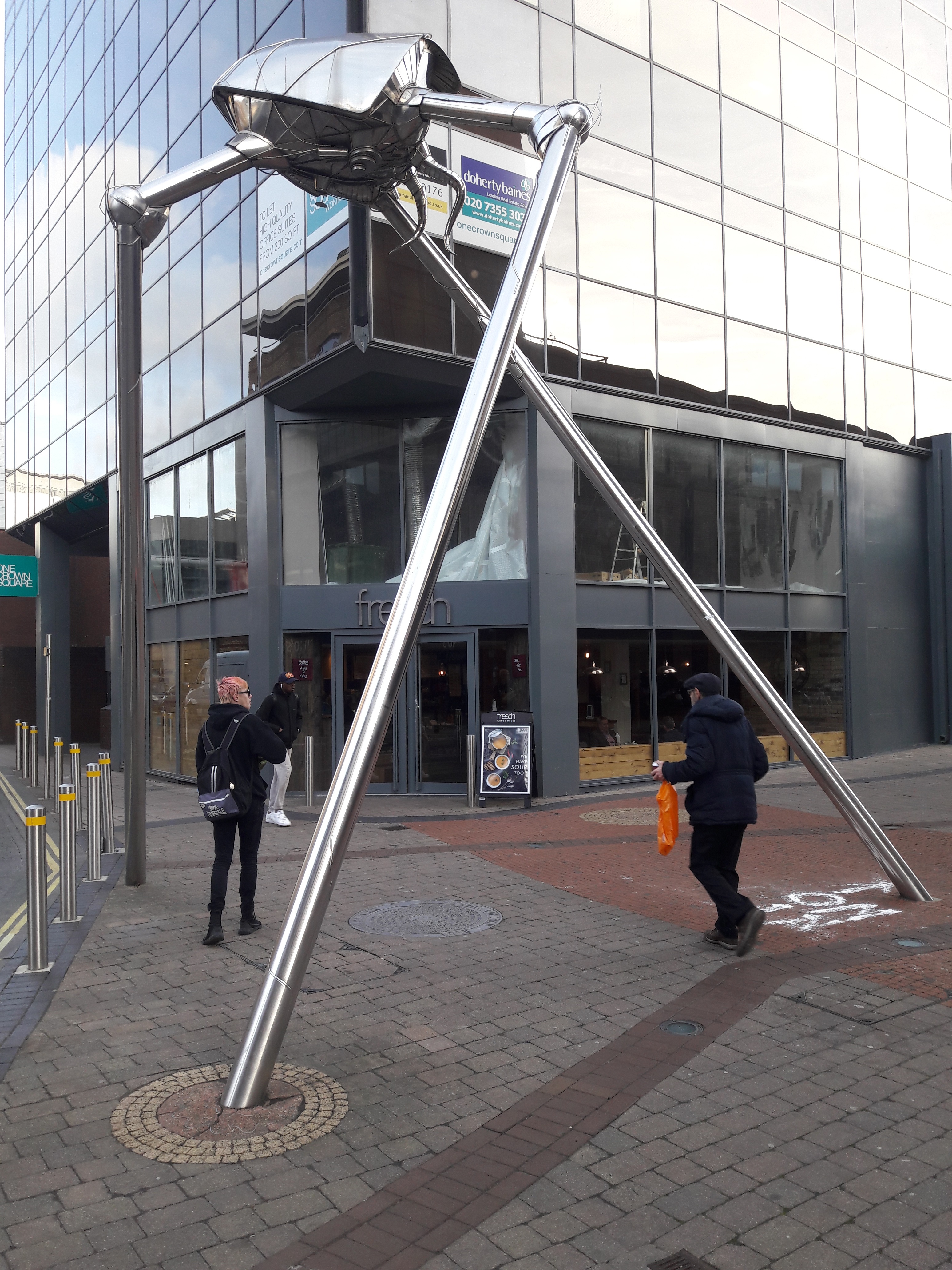 woking statues 5